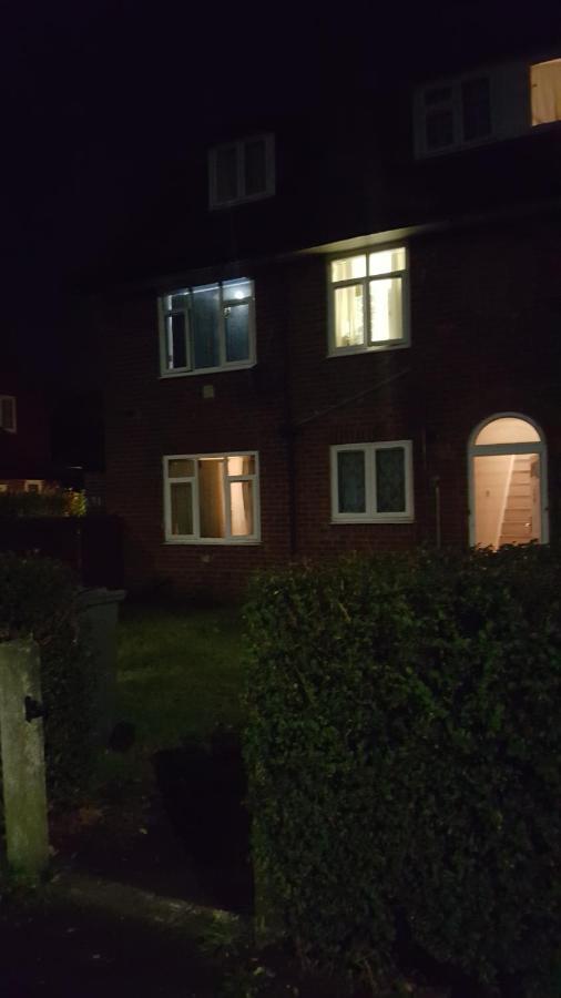 Splendid 4Bedrooms Shared Home Manchester Ngoại thất bức ảnh